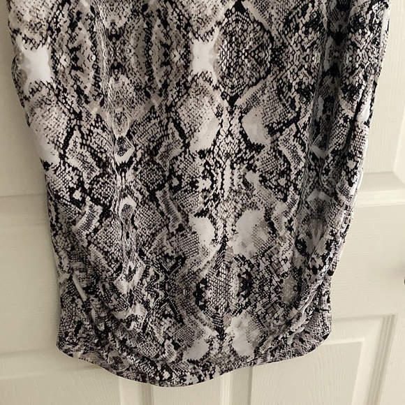 Snake Pattern Dress - Picture 3 of 8